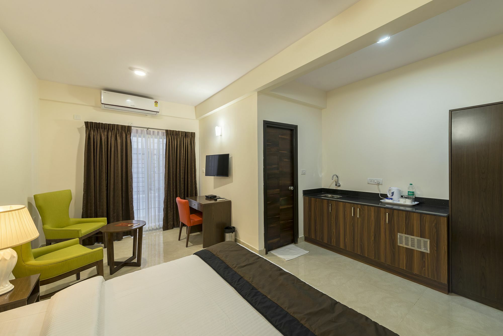 Daffodil Delight - Manyata Tech Park Hotel บังกาลอร์ ภายนอก รูปภาพ