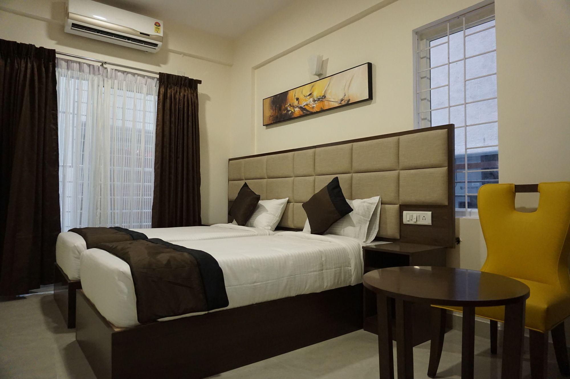 Daffodil Delight - Manyata Tech Park Hotel บังกาลอร์ ภายนอก รูปภาพ